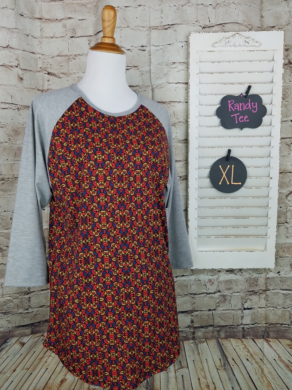 Raglan Sleeve Women's Top in Gray with Multicolor Pattern